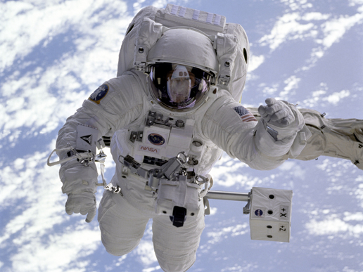 Astronaut Michael Gernhardt floats aove the Earth Astronaut Michael Gernhardt floats aove the Earth